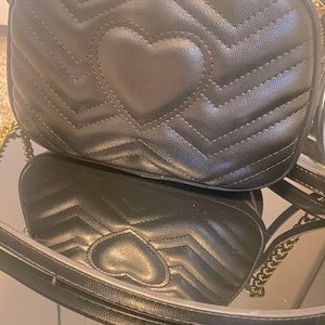 GG cross body ( not auth )